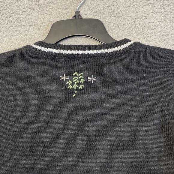 All Points Cardigan Sweater Size S Black & White W/ Embroidered Ice Skaters - Picture 15 of 15